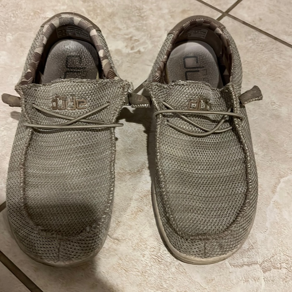 HeyDudes slip ons (tan/brown)